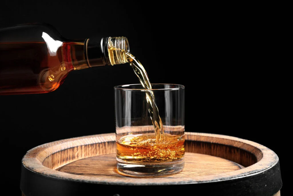 calories in whiskey